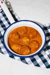 Albóndigas de pavo con yogur al curry