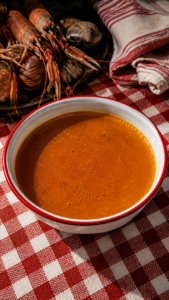 Caldo de marisco paella